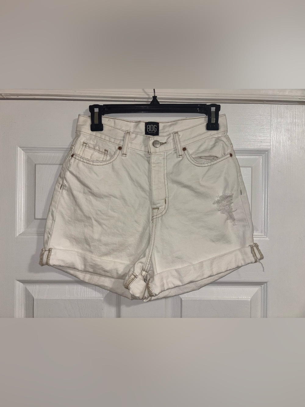 BDG High Rise Mom Jean Shorts Size 26